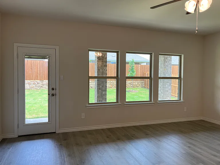 3815 Tracewood Bnd — Photo 6