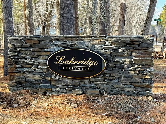 4th image of 31 Lake Ridge Lane #31