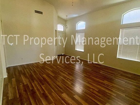 2nd image of 10529 W Almeria Rd