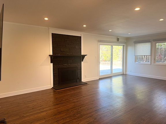 5th image of 1500 Solana Dr