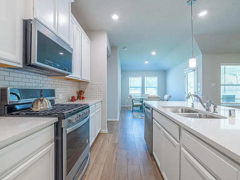 17705 Hanson Ridge Dr — Photo 11