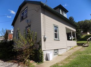 732 Delaware Ave, Glassport, PA