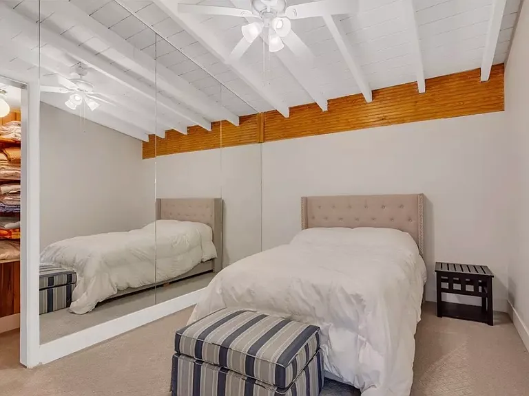 618 Holly Rd — Photo 6