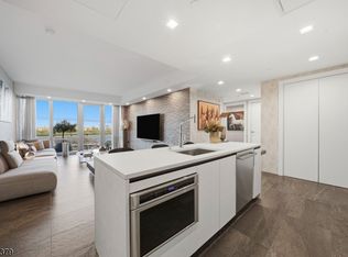 320 Adolphus Ave UNIT 219, Cliffside Park, NJ 07010