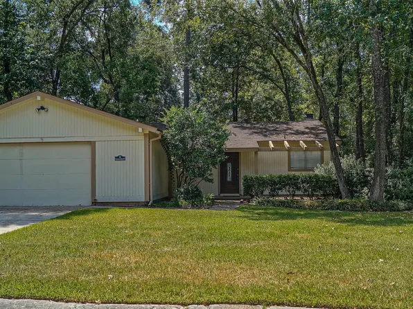 11 Canyon Oak Pl, Spring, TX 77380