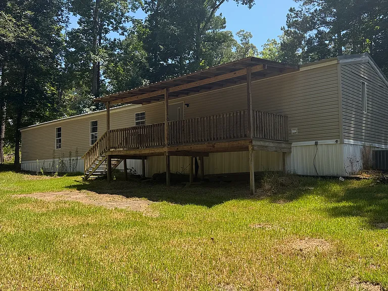 83 Caroline Dr — Photo 8