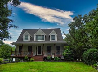 3 Edward Rd, Dudley, MA 01571