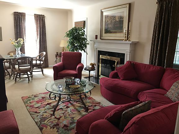 3rd image of 1226 Jerry Ln