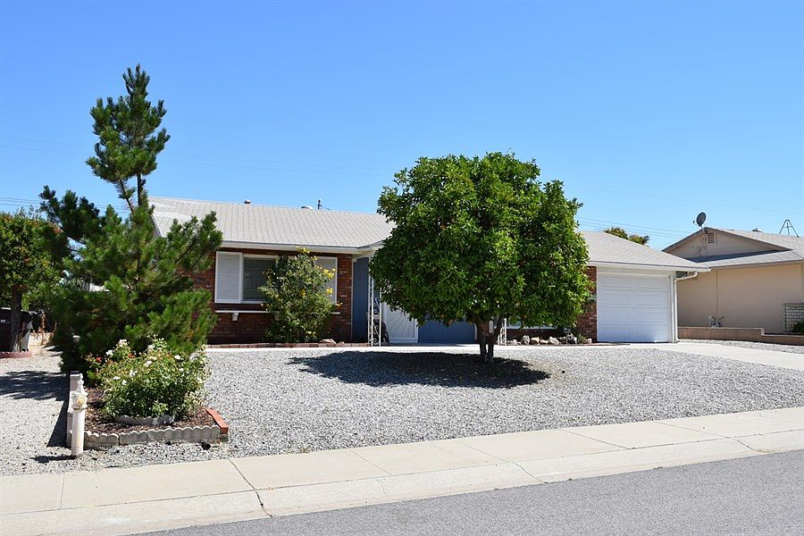 2nd image of 25785 Plum Hollow Dr