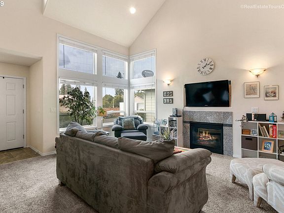 3rd image of 8713 NE 107th Ave