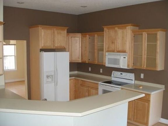 4th image of 1317 Catherine St
