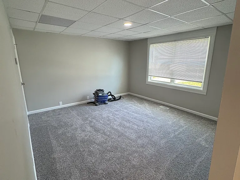210 Santee Ave — Photo 25