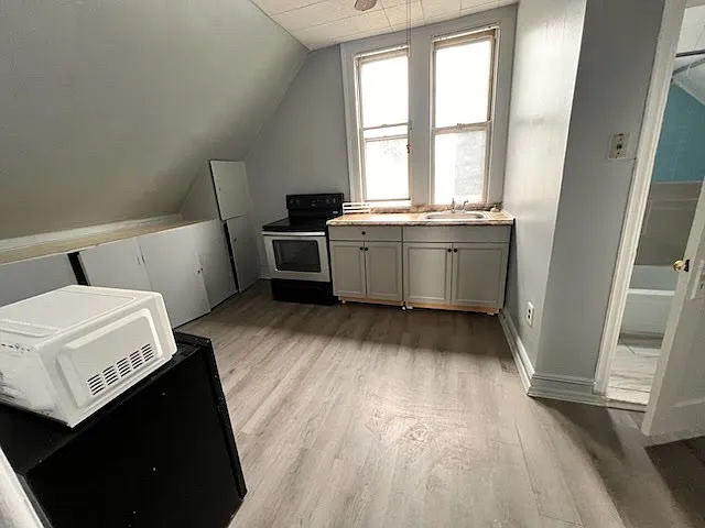 16 W 13th St #3 — Photo 3