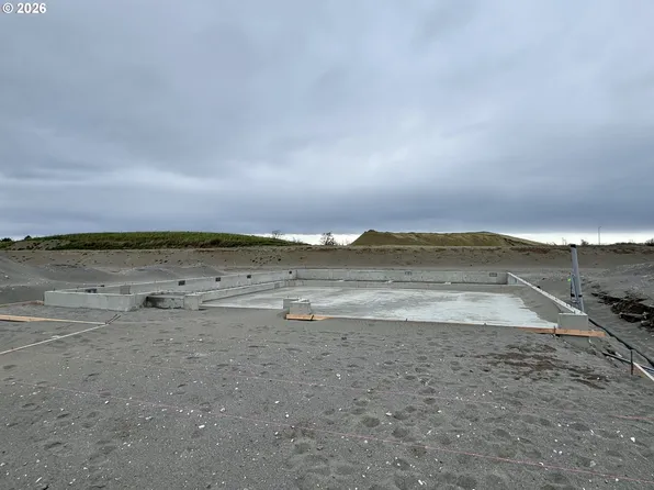 859 E Kinsley Ave, Hermiston, OR 97838