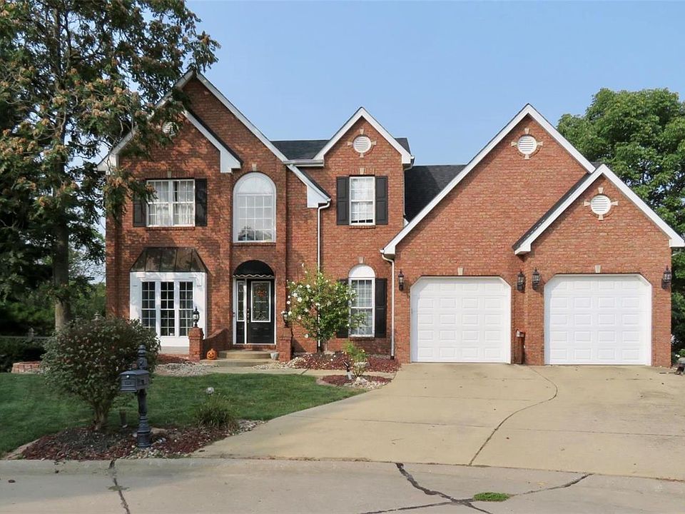 1st image of 2724 Lakebridge Ct
