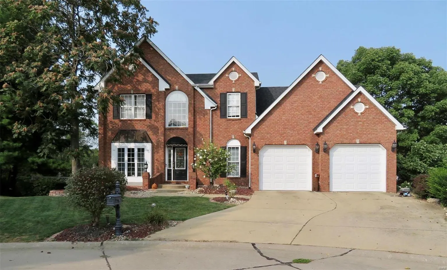 2724 Lakebridge Ct photo 1