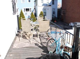 138 E 235th St #1, Bronx, NY 10470