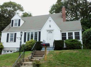 377 Kelsey Ave, West Haven, CT 06516