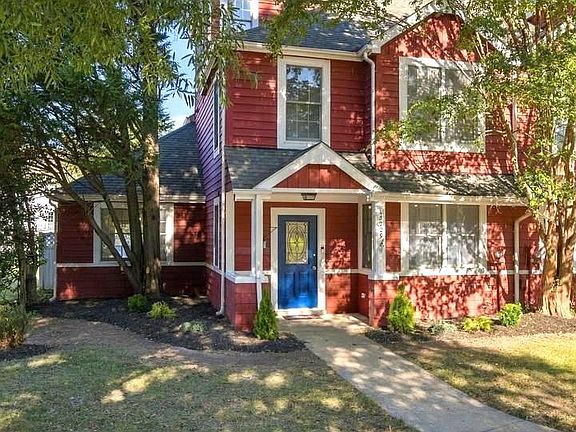 3rd image of 13229 Clipper Cir