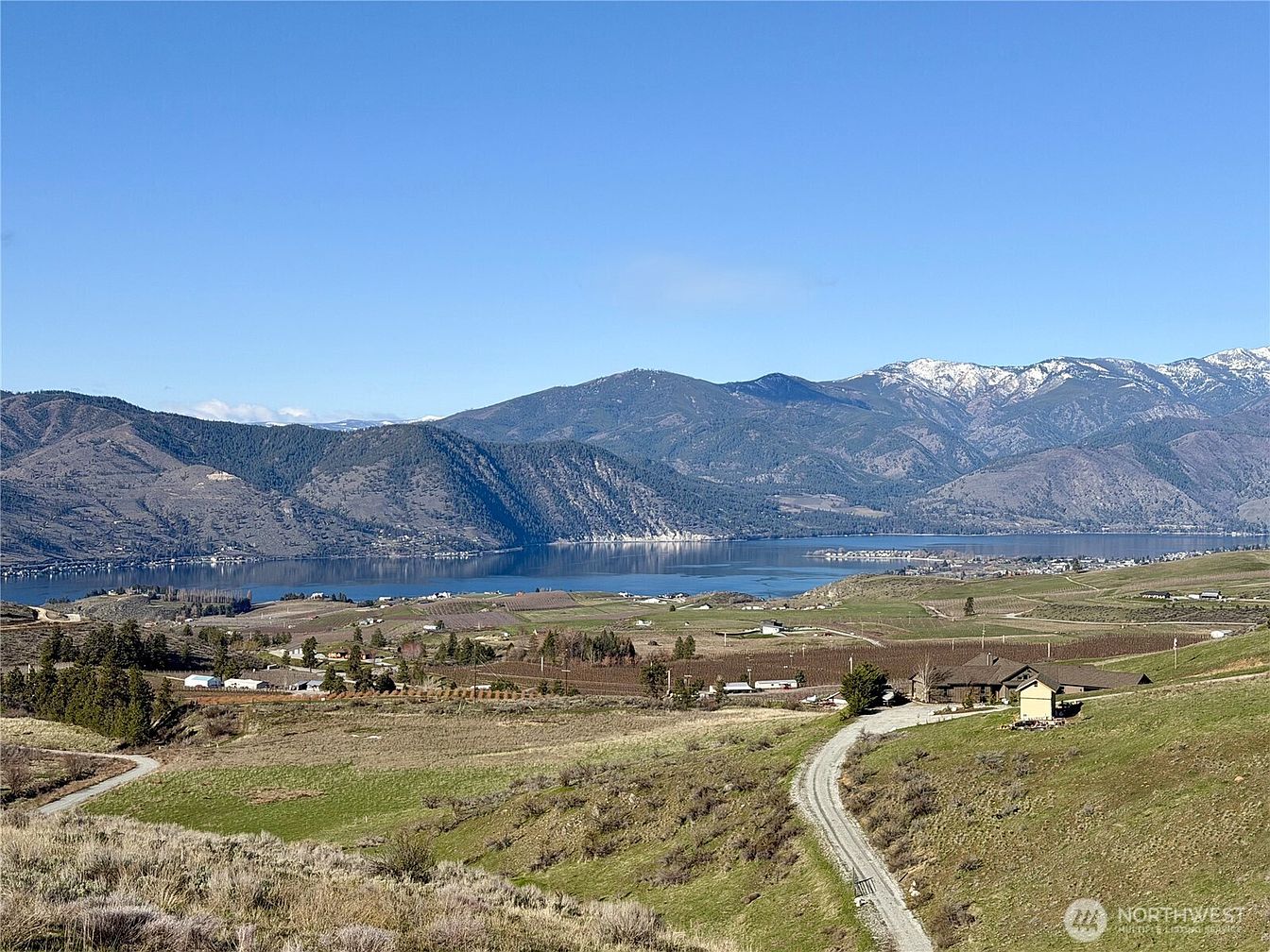 1st image of 562 Chelan Ranch Road