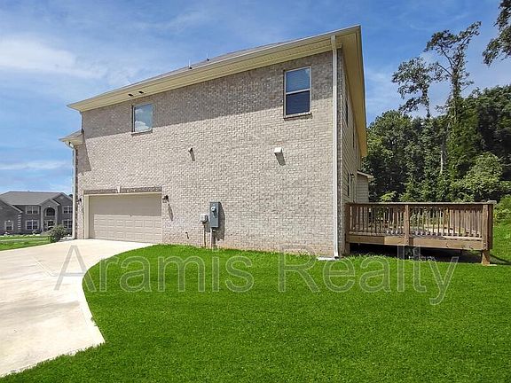 3rd image of 4930 Lynnonhall Ct