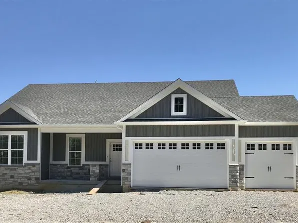1688 Scenic Dr, Festus, MO 63028