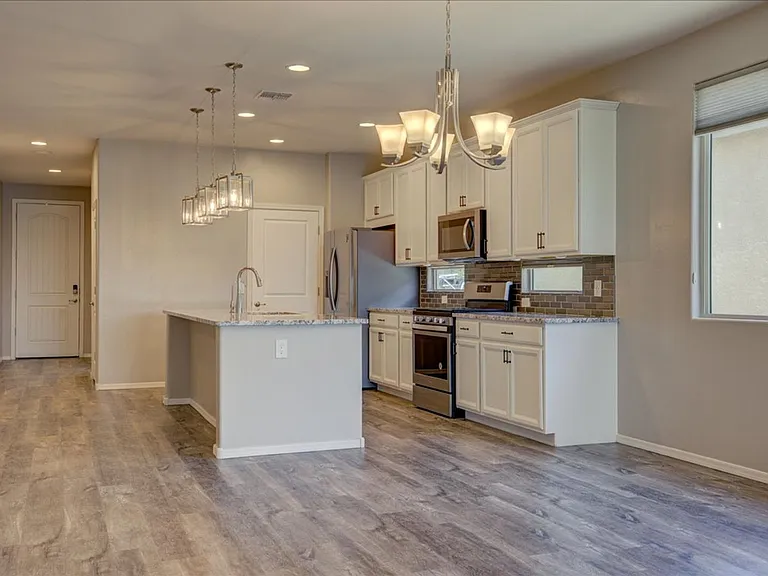 14266 E Hub Dr — Photo 14