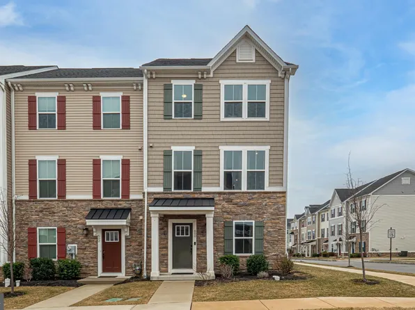 600 Holywell Dr, Malvern, PA 19355