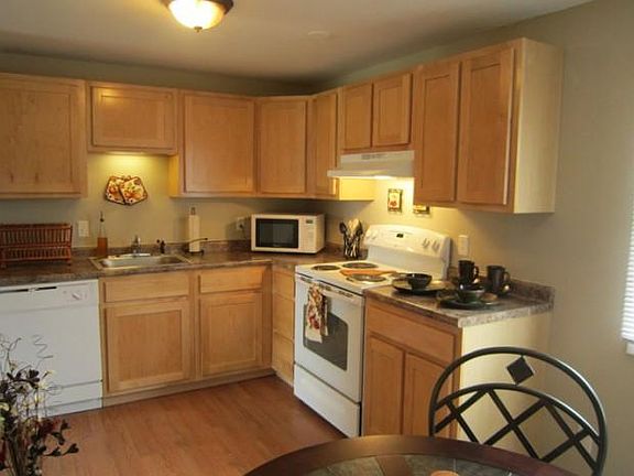 4th image of 113 Croyden Ln #131E