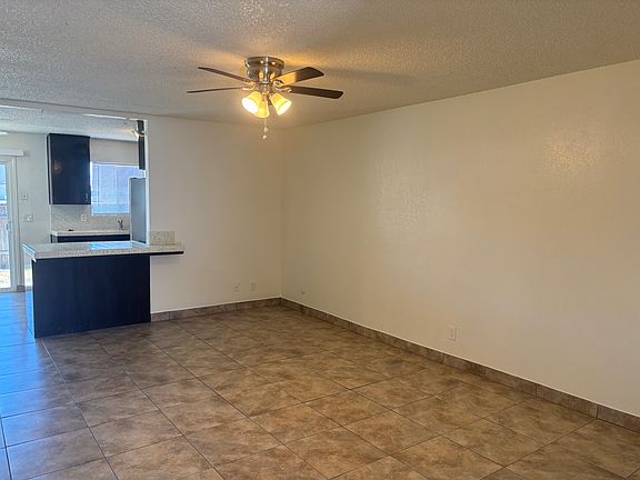 3rd image of 708 Givens Rd #7
