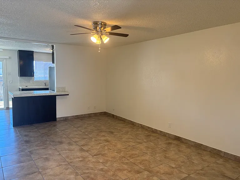708 Givens Rd #7 — Photo 3