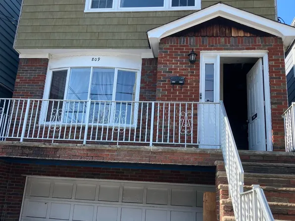 809 Kennedy Boulevard image 1 of 1