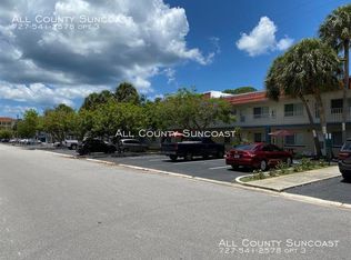 1 Plaza Mayor APT 27, Venice, FL 34285