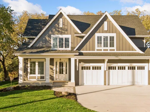 3612 W 57th St, Edina, MN 55410