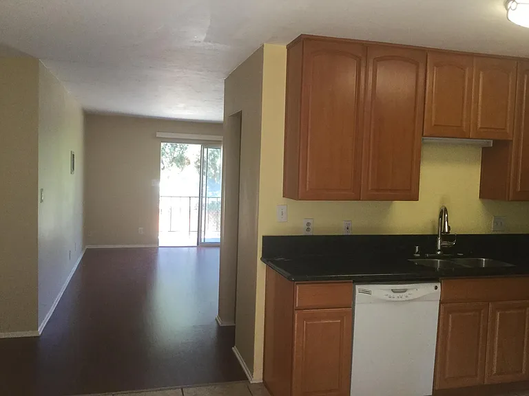 4885 Cole St #21 — Photo 6