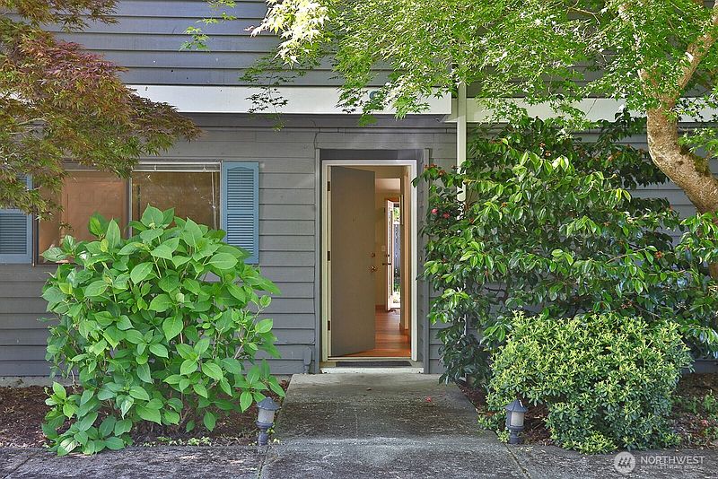 2nd image of 137 4th Street #A2