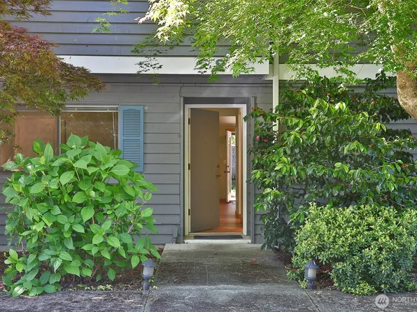 137 4th Street #A2, Langley, WA 98260