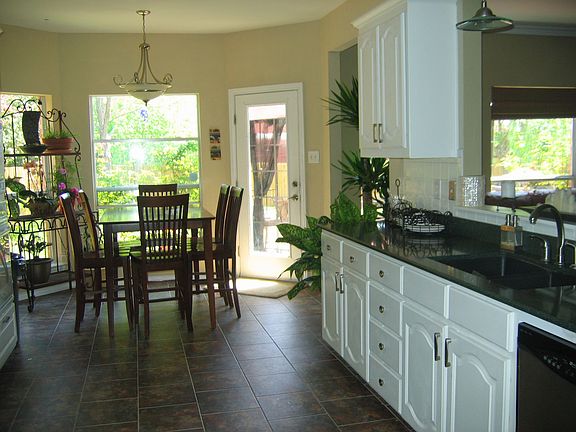 Kitchen and breakfast nook