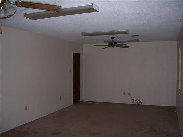 2nd image of 326 N Lakeview Dr