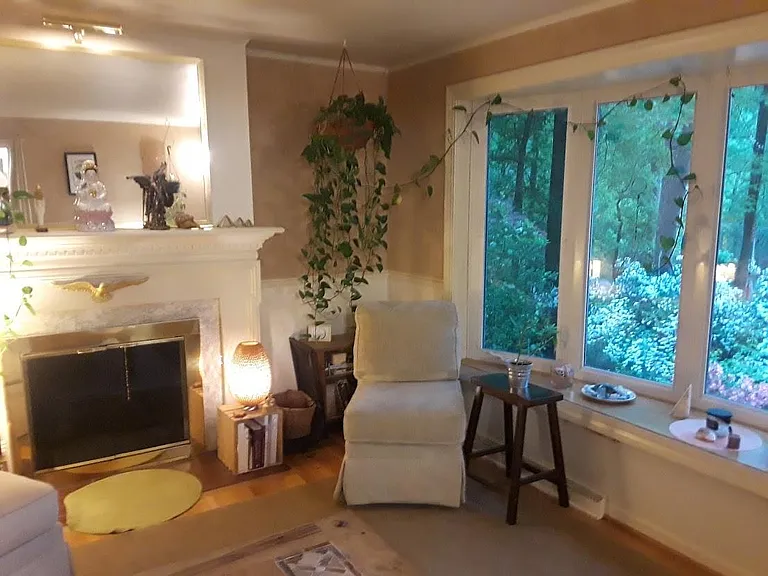 1501 Glenallan Ave — Photo 9