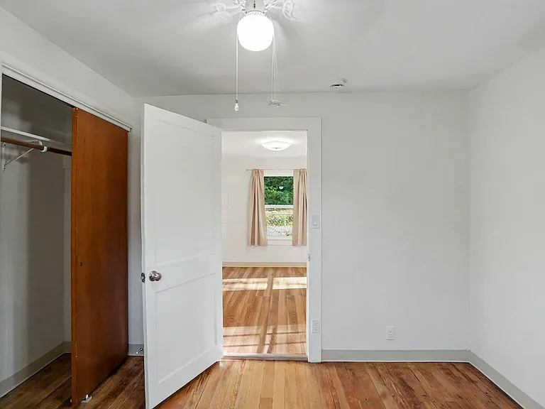 30645 Fisher St — Photo 15