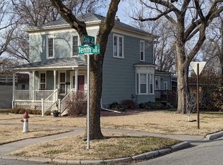 130 E 10th St, Newton, KS 67114