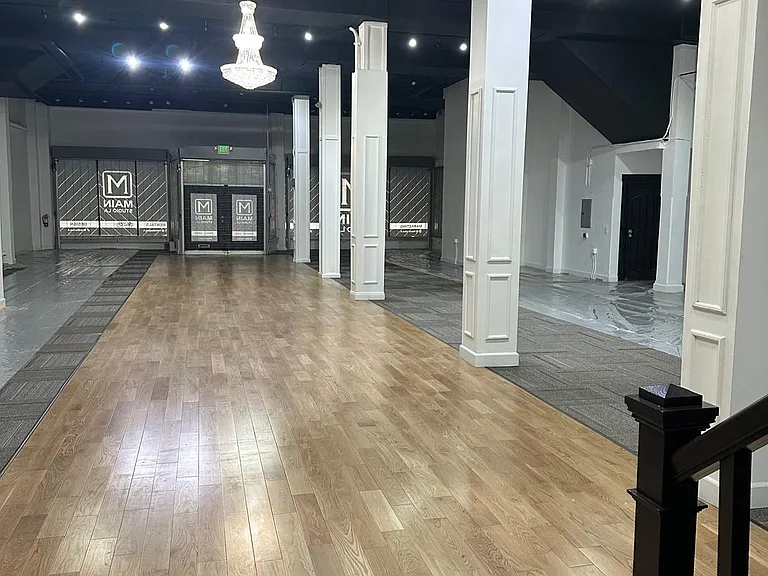 748 S Main St — Photo 19