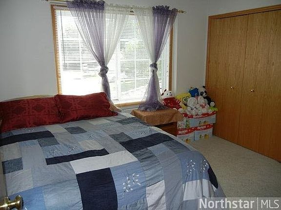 5th image of 1151 100th Lane NE