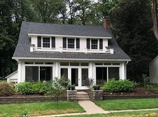 32 Birnie Rd, Longmeadow, MA 01106