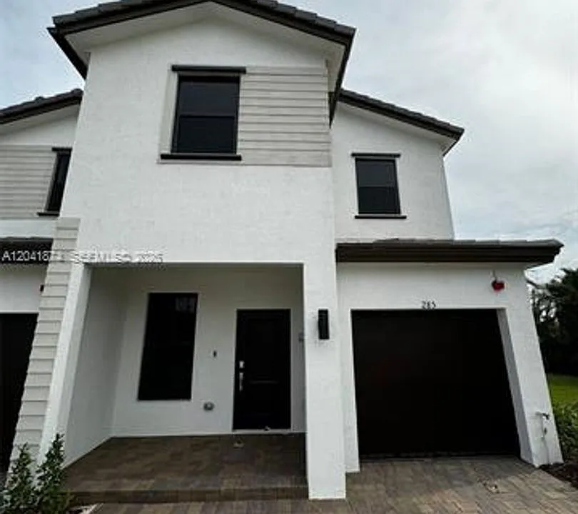 285 SW 159th Ln #Townhouse 285