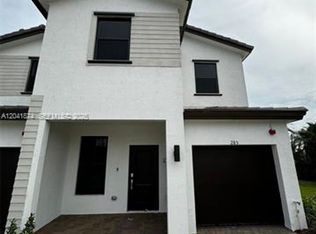 285 SW 159th Ln #TOWNHOUSE 285, Hollywood, FL 33027