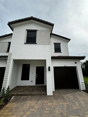 285 SW 159th Ln #Townhouse 285 Photo 1