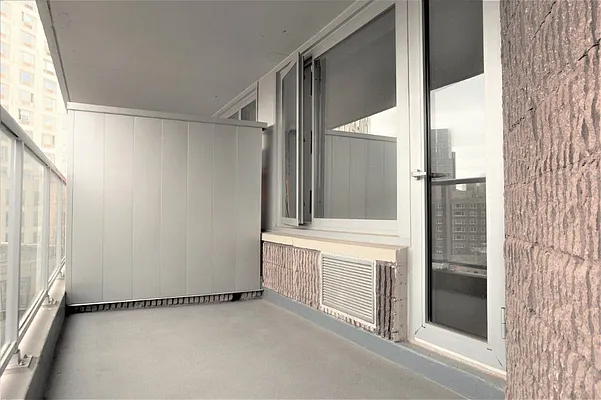 Rented by HOME RESIDENTIAL LLC | media 4