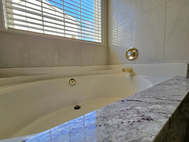 7 Bushberry Way — Photo 28